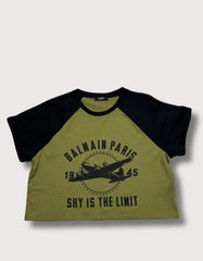 Balmain Sky Is The Limit Crop Graphic Tee In Kaki/Noir